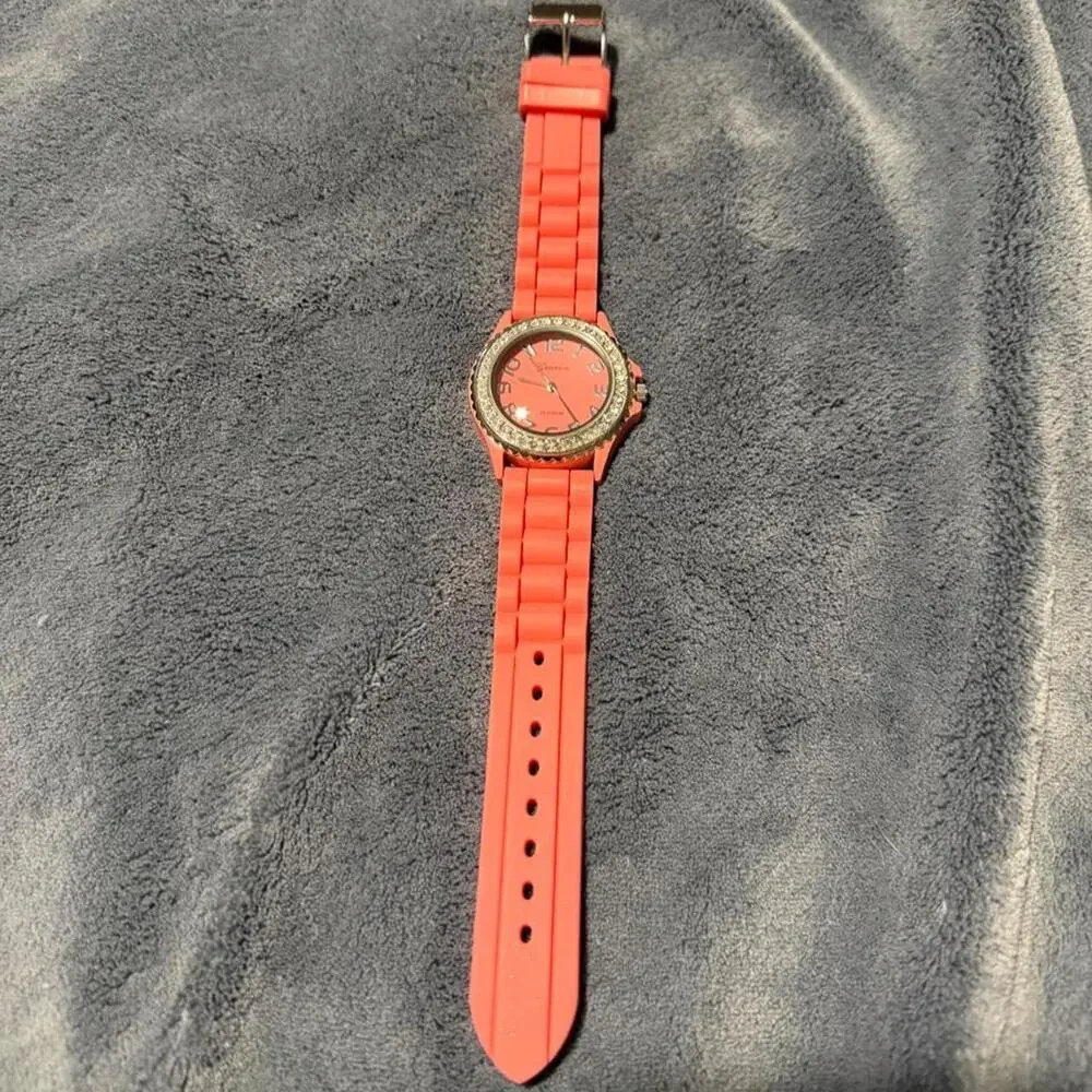 Pink geneva watch with rhinestone